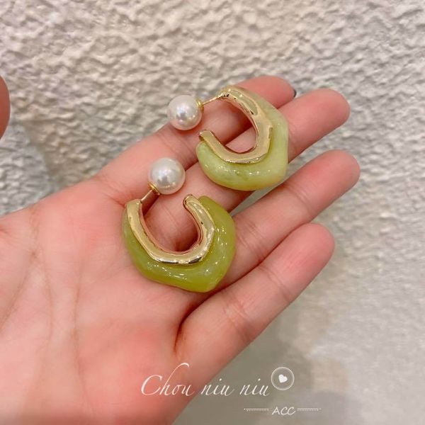 niche temperament geometric design sense silver needle earrings french exquisite set fashion pearl earring luxurys designers jewelry, Golden;silver
niche temperament geometric design sense silver needle earrings french exquisite set fashion pearl earring luxurys designers jewelry, Golden;silver