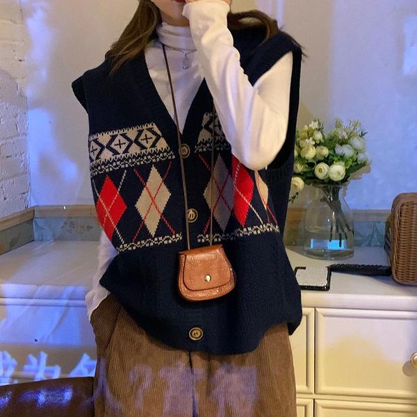 women's vests autumn and winter diamond knit cardigan v-neck sweater vest, Black;white
women's vests autumn and winter diamond knit cardigan v-neck sweater vest, Black;white