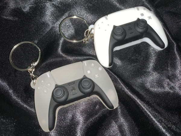 fashion stereo cartoon game switch console keychain gamepad childhood exquisite car bag pendant key chains ps5 playstation 5 hot, Slivery;golden
fashion stereo cartoon game switch console keychain gamepad childhood exquisite car bag pendant key chains ps5 playstation 5 hot, Slivery;golden