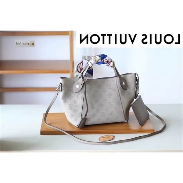 bag bucket women brand wallet calf designer bucket m54351 luxury iconic bags bags rxhw purse long silk chain wallets flower clutches even, Red;blue
bag bucket women brand wallet calf designer bucket m54351 luxury iconic bags bags rxhw purse long silk chain wallets flower clutches even, Red;blue
