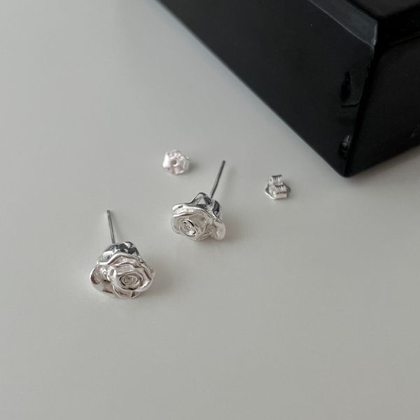 s design 925 sterling rose flower stud for women earrings silver 925 daily fashion jewelry, Golden
s design 925 sterling rose flower stud for women earrings silver 925 daily fashion jewelry, Golden
