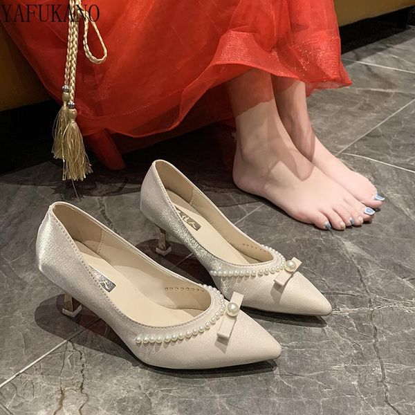 dress shoes 6.5cm silk satin high heels female 2021 pearl womens pumps daily work single stiletto wedding bridesmaid, Black
dress shoes 6.5cm silk satin high heels female 2021 pearl womens pumps daily work single stiletto wedding bridesmaid, Black