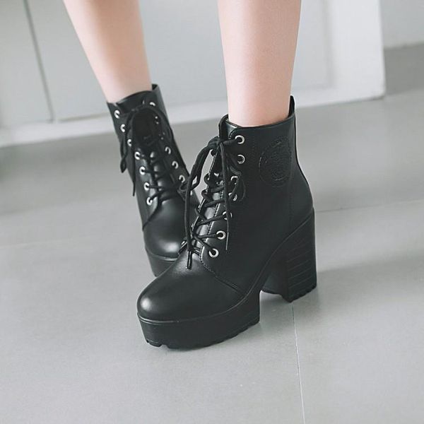 boots oversized heavy-heeled with round-headed tie waterproofing platform in winter, Black
boots oversized heavy-heeled with round-headed tie waterproofing platform in winter, Black