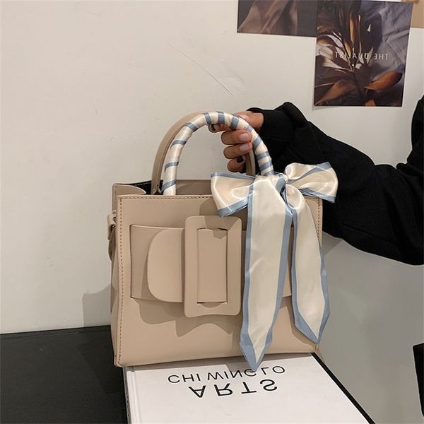 handbag2021 new korean silk scarf kelly women's advanced hand bill of lading shoulder messenger bag female studentgg bag
handbag2021 new korean silk scarf kelly women's advanced hand bill of lading shoulder messenger bag female studentgg bag