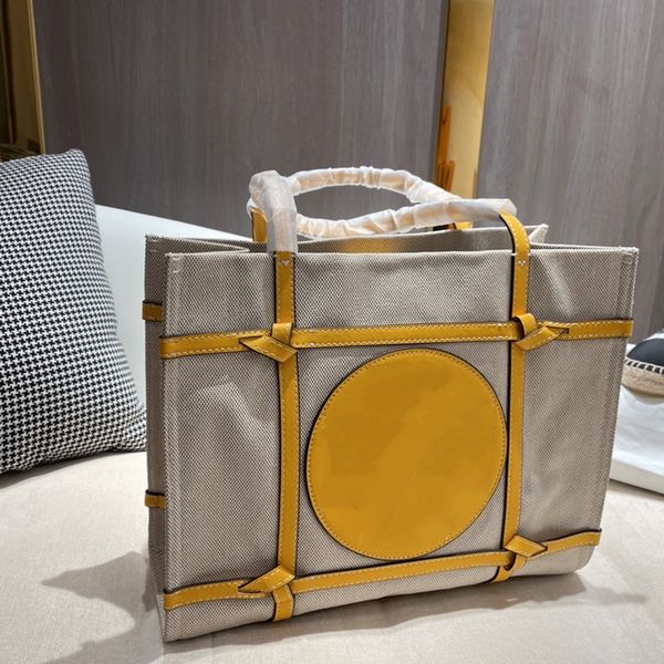 designer tote bags luxury handbag high-quality canvas handbags bag high-capacity fashion brand with exquisite packaging and original box siz
designer tote bags luxury handbag high-quality canvas handbags bag high-capacity fashion brand with exquisite packaging and original box siz