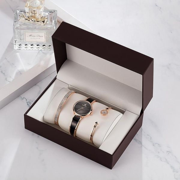 wristwatches 3pcs black watches women luxury brand business watch clock blue simple bangle gift box sets relogio feminino, Slivery;brown
wristwatches 3pcs black watches women luxury brand business watch clock blue simple bangle gift box sets relogio feminino, Slivery;brown