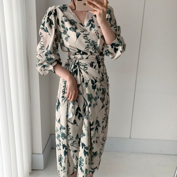 women summer elegant v-neck floral print dress cross lace up vestidos chiffon short sleeve female dresses, Black;gray
women summer elegant v-neck floral print dress cross lace up vestidos chiffon short sleeve female dresses, Black;gray