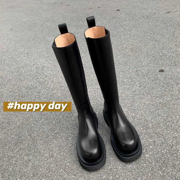 long tube knight women's 2021 autumn and winter new round head thick bottom elastic thin chimney leather knee length boots, Black
long tube knight women's 2021 autumn and winter new round head thick bottom elastic thin chimney leather knee length boots, Black