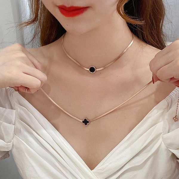 chokers korean version of titanium steel digital necklace female simple personality jewelry neck interlocking clavicle chain, Golden;silver
chokers korean version of titanium steel digital necklace female simple personality jewelry neck interlocking clavicle chain, Golden;silver