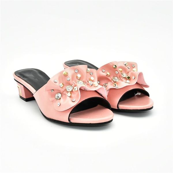 dress shoes latest fashion spring platform women slip on low heels for italian party pumps decorated with rhinestone, Black
dress shoes latest fashion spring platform women slip on low heels for italian party pumps decorated with rhinestone, Black