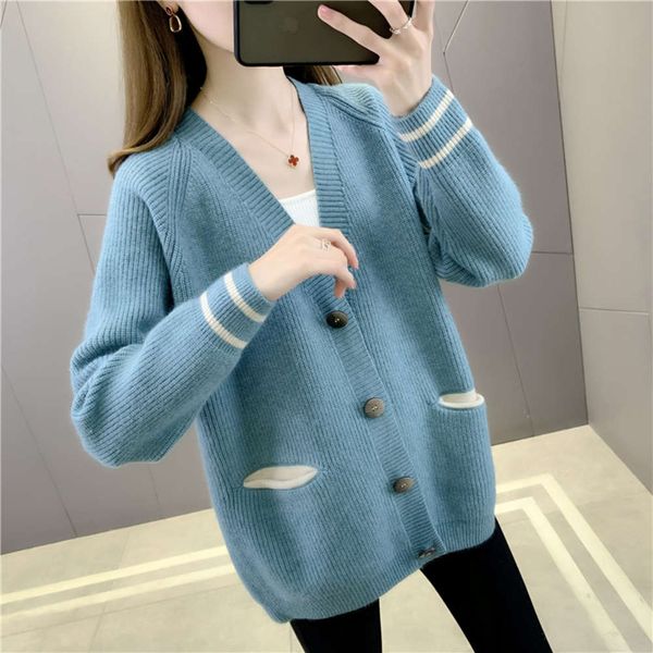 autumn knitted cardigan color matching v-neck knitted in spring and autumn large sweater coat outside, White;black
autumn knitted cardigan color matching v-neck knitted in spring and autumn large sweater coat outside, White;black