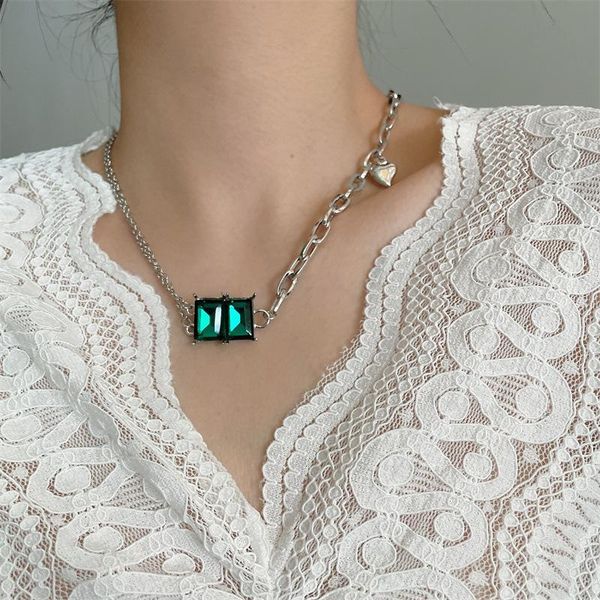 ins style emerald pendant necklace female clavicle chain simple design sense rhinestone tide necklaces, Silver
ins style emerald pendant necklace female clavicle chain simple design sense rhinestone tide necklaces, Silver