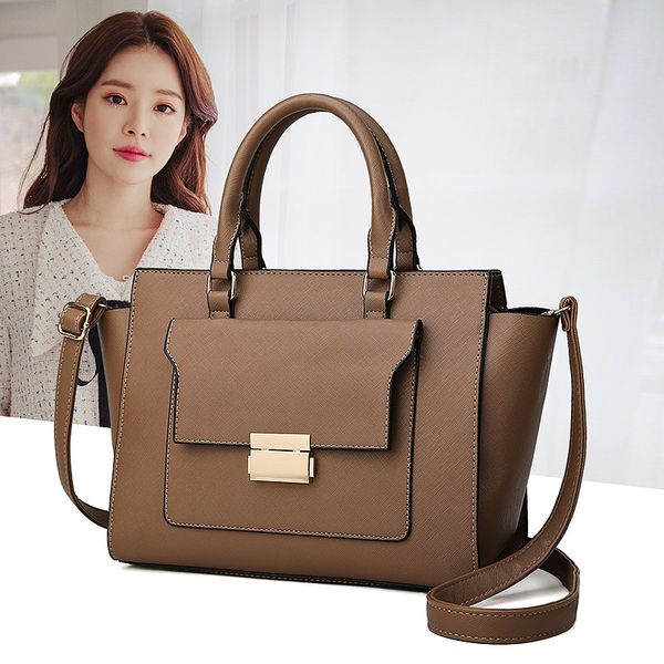 women handbags fashion lady messenger retro female crossbody shoulder bolsa pu ladies new trapeze bag 210302
women handbags fashion lady messenger retro female crossbody shoulder bolsa pu ladies new trapeze bag 210302
