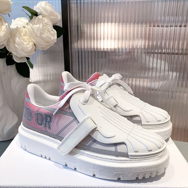 luxury designer women designer shoes casual designer sneakers sport fashion popular casual shoes size 35-40 trainer with dust bag boxes, Black
luxury designer women designer shoes casual designer sneakers sport fashion popular casual shoes size 35-40 trainer with dust bag boxes, Black