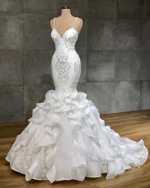 spaghetti crystal mermaid wedding dresses beading ruffles chapel long train appliqued bridal gowns vestido de noiva 2021, White
spaghetti crystal mermaid wedding dresses beading ruffles chapel long train appliqued bridal gowns vestido de noiva 2021, White