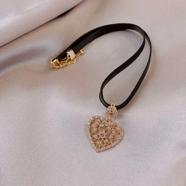fashion zoakong love necklace choker collar chain women's simple temperament fashion neck jewelry net red neck chain, Black
fashion zoakong love necklace choker collar chain women's simple temperament fashion neck jewelry net red neck chain, Black