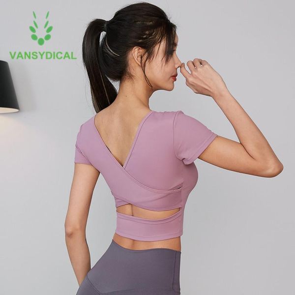 women summer open back sports running workout short sleeve gym yoga shirts v-neck fitness training cropped with chest padded jerseys, Black;blue
women summer open back sports running workout short sleeve gym yoga shirts v-neck fitness training cropped with chest padded jerseys, Black;blue