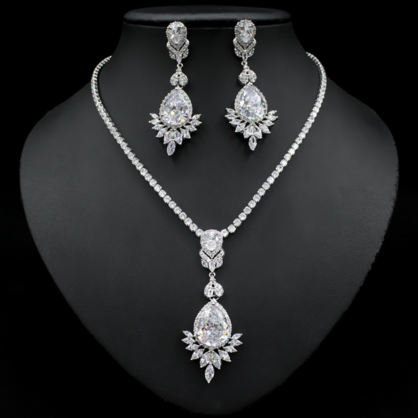earrings & necklace color diamond water drop super flash jewelry set wedding fashion lady exquisite party style, Silver
earrings & necklace color diamond water drop super flash jewelry set wedding fashion lady exquisite party style, Silver