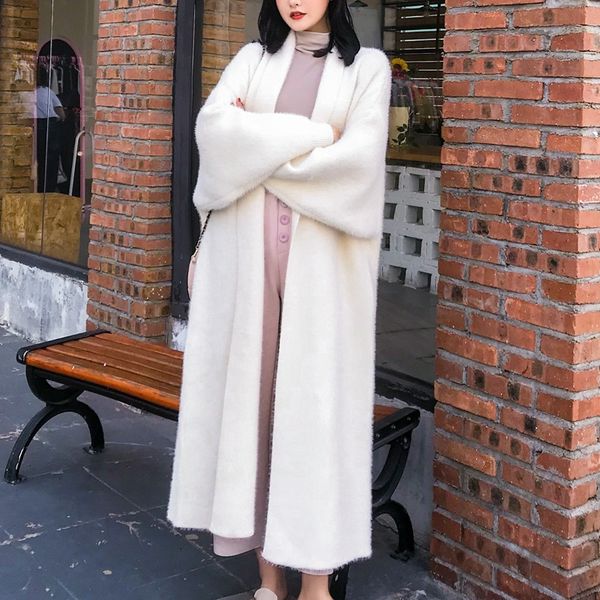 women's sweaters female mink cardigan, cloak with velvet bat sleeve, korean style, elegant, autumn and winter, warm fabric, 1d70, White;black
women's sweaters female mink cardigan, cloak with velvet bat sleeve, korean style, elegant, autumn and winter, warm fabric, 1d70, White;black