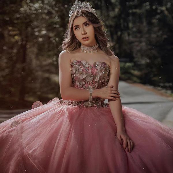 pink princess quinceanera dress 2022 sweetheart appliques ball gown sweet 16 gowns for girls birthday wear, Blue;red
pink princess quinceanera dress 2022 sweetheart appliques ball gown sweet 16 gowns for girls birthday wear, Blue;red