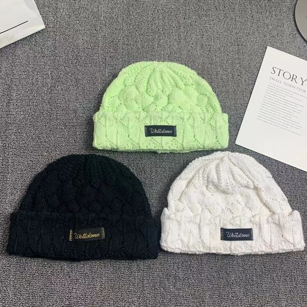 factory wholesale 50% off 21 new hollow label letter melon skin hat fashion korean versatile cute hip hop men's and women's cold, Blue;gray
factory wholesale 50% off 21 new hollow label letter melon skin hat fashion korean versatile cute hip hop men's and women's cold, Blue;gray