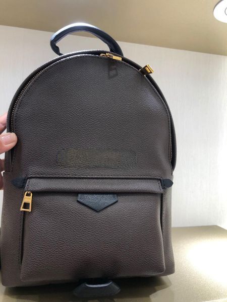 wholesale designer bags backpacks women men luxurys crossbody fashion original box sacoche sport outdoor travel packs leather large handbag
wholesale designer bags backpacks women men luxurys crossbody fashion original box sacoche sport outdoor travel packs leather large handbag