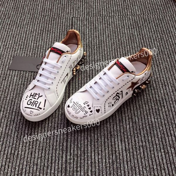 2022 latest women designer 35-41 boots martin desert boot flamingos love arrow medal 100% real leather coarse winter shoes hc190704, Black
2022 latest women designer 35-41 boots martin desert boot flamingos love arrow medal 100% real leather coarse winter shoes hc190704, Black