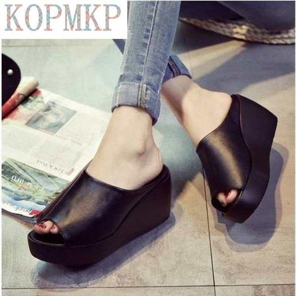 sandals fashion black flip flops women beach wedges summer gladiator peep toe casual shoes woman platform
sandals fashion black flip flops women beach wedges summer gladiator peep toe casual shoes woman platform