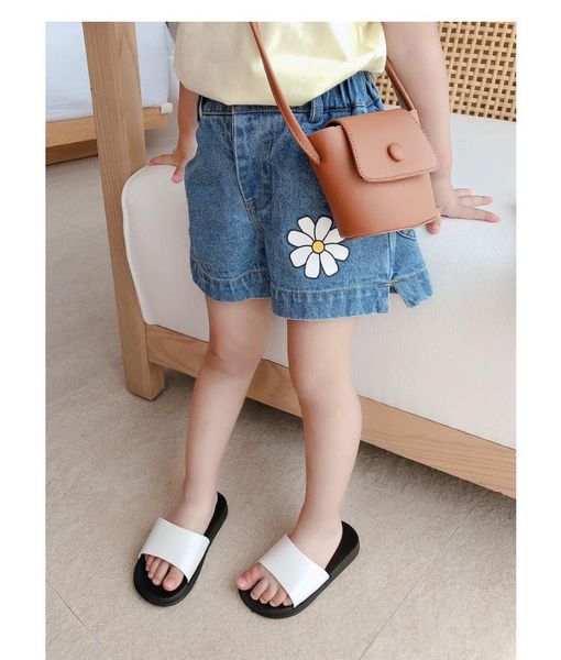 shorts denim children flower summer style girls pants children's casual jeans kids loose, Black
shorts denim children flower summer style girls pants children's casual jeans kids loose, Black