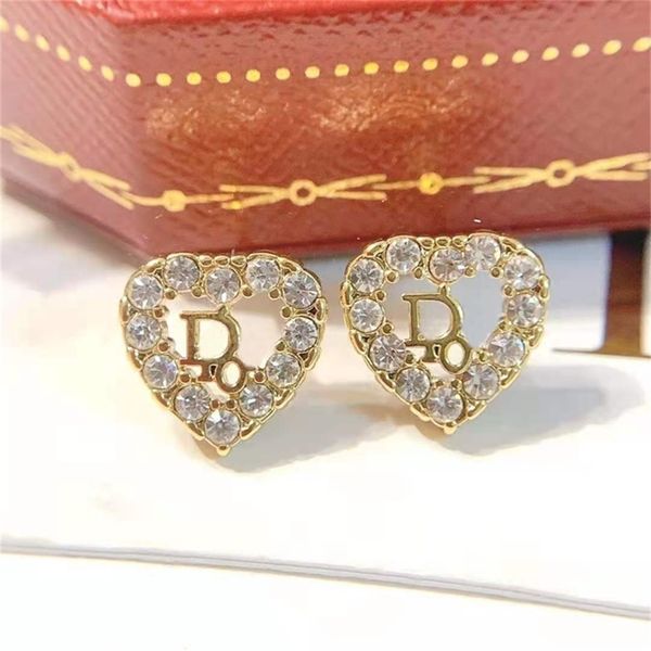 88% off wholesale store new diamond studded earrings female ins net red family love heart earrings female, Golden
88% off wholesale store new diamond studded earrings female ins net red family love heart earrings female, Golden
