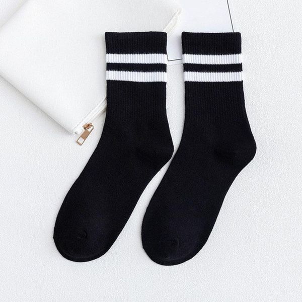 men's socks 5 pair brand fashion ins cotton black white stripe crew men sports high skateboard blaze street happy long sox on sale
men's socks 5 pair brand fashion ins cotton black white stripe crew men sports high skateboard blaze street happy long sox on sale