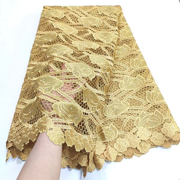latest african lace fabric water soluble lilac gold nigerian guipure cord laces fabrics with stones for party dress, Black;white
latest african lace fabric water soluble lilac gold nigerian guipure cord laces fabrics with stones for party dress, Black;white