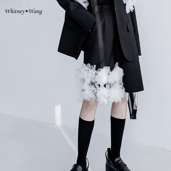 2021 spring fashion streetwear designer style 3d florals patchwork knee length blazer pants women trousers women's & capris, Black;white
2021 spring fashion streetwear designer style 3d florals patchwork knee length blazer pants women trousers women's & capris, Black;white