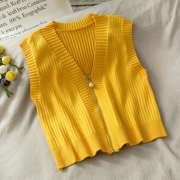 women's vests autumn women v-neck sleeveless knit ladies korean style sweater solid short outwear vest, Black;white
women's vests autumn women v-neck sleeveless knit ladies korean style sweater solid short outwear vest, Black;white