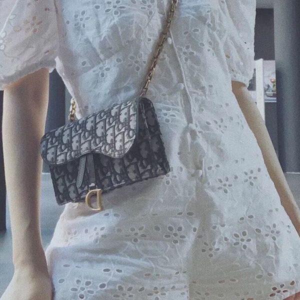 same handbag red luxurys net old flower letter waist with two shoulder straps can cross chain star canvas small square5ogb
same handbag red luxurys net old flower letter waist with two shoulder straps can cross chain star canvas small square5ogb