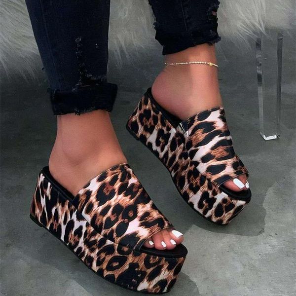 slippers plus size women's shoes 2021 summer europe thick bottom women sandals and fashion amazon, Black 
slippers plus size women's shoes 2021 summer europe thick bottom women sandals and fashion amazon, Black