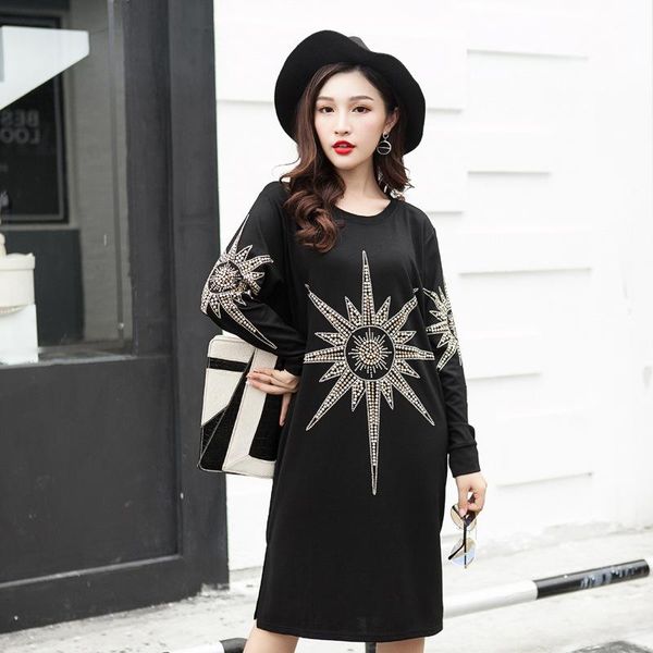 casual dresses european station classic heavy metal solid sun embroidery design diamond dress female brand big size loose backing tshirt, Black;gray
casual dresses european station classic heavy metal solid sun embroidery design diamond dress female brand big size loose backing tshirt, Black;gray