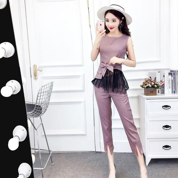 women's 2021 spring and summer style sleeveless strap slim stitching lace clothes + solid color wild pants set temperament tracksuits, Gray
women's 2021 spring and summer style sleeveless strap slim stitching lace clothes + solid color wild pants set temperament tracksuits, Gray