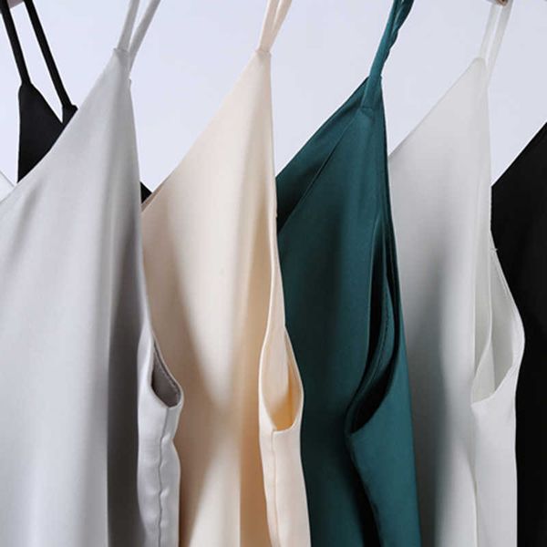 korean fashion silk women woman satin tank plus size v-neck sleeveless camis halter 210604, White
korean fashion silk women woman satin tank plus size v-neck sleeveless camis halter 210604, White
