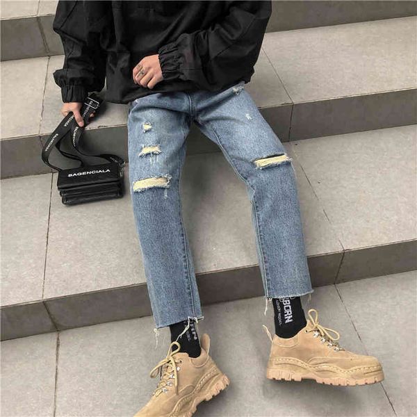 men's jeans brand designer , slim fit, torn, jenns, high street men, denim pants in plating, with knee holes, jeans destroyed knwy, Blue
men's jeans brand designer , slim fit, torn, jenns, high street men, denim pants in plating, with knee holes, jeans destroyed knwy, Blue