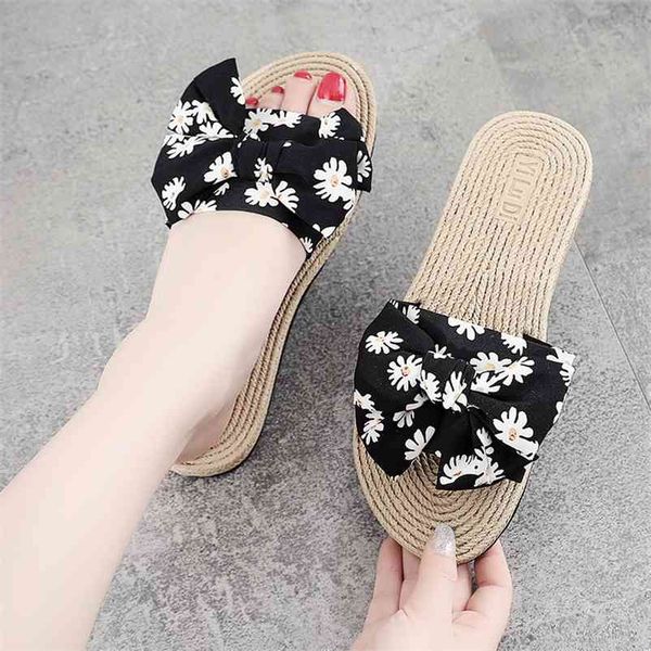 summer elegant women faux cane slippers cotton fabric flower print bow-tied flat heel outdoor fashion slides beach shoes ladies 210619, Black
summer elegant women faux cane slippers cotton fabric flower print bow-tied flat heel outdoor fashion slides beach shoes ladies 210619, Black
