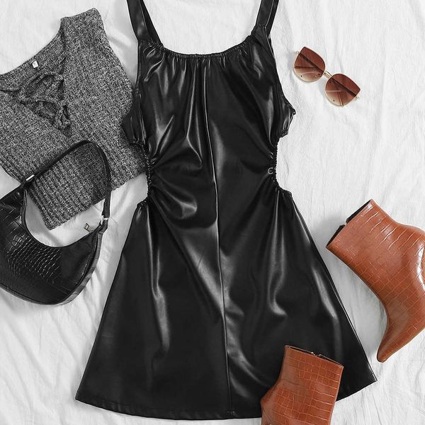 2020 leisure simple mid long imitation leather dress women's high waist lace up coat, Black;gray
2020 leisure simple mid long imitation leather dress women's high waist lace up coat, Black;gray