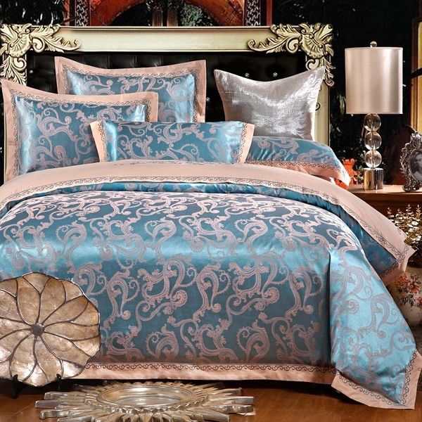 high-class and comfortable european-style satin jacquard four-piece cotton quilt set 1.5/1.8/2.0m bed linen on the double bedding sets
high-class and comfortable european-style satin jacquard four-piece cotton quilt set 1.5/1.8/2.0m bed linen on the double bedding sets