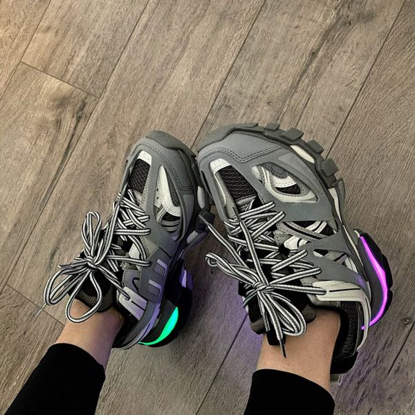 2021 paris 3.0 track s luminous runners shoes men women yellow pink black sport casual shoe trainers sneakers size 35-45
2021 paris 3.0 track s luminous runners shoes men women yellow pink black sport casual shoe trainers sneakers size 35-45