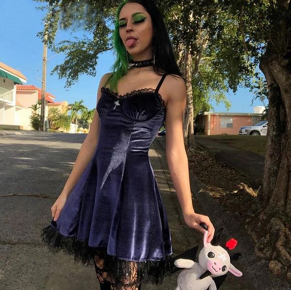 casual dresses velvet women dress bodycon soild elegent spaghetti strap lace trim bowknot femme party sleeveless gothic clothes, Black;gray
casual dresses velvet women dress bodycon soild elegent spaghetti strap lace trim bowknot femme party sleeveless gothic clothes, Black;gray