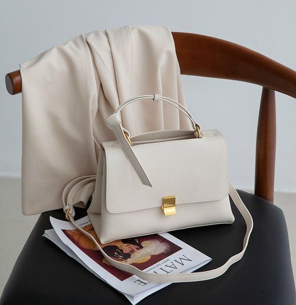 evening bags luxury handbags women designergenuine leather 2021 handbag female cowhide shoulder messenger bag
evening bags luxury handbags women designergenuine leather 2021 handbag female cowhide shoulder messenger bag