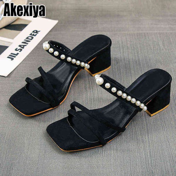 slippers new woman summer sandals flat shoes lace up women beach slides footwear flip flops open toe bc3705 220304, Black
slippers new woman summer sandals flat shoes lace up women beach slides footwear flip flops open toe bc3705 220304, Black
