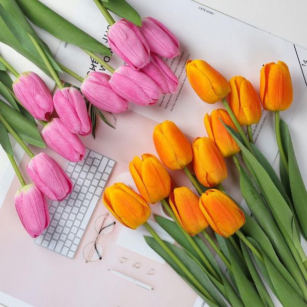 decorative flowers & wreaths tulip simulation bouquet feel high-end flower arrangement living room fake nordic decoration shooting props
decorative flowers & wreaths tulip simulation bouquet feel high-end flower arrangement living room fake nordic decoration shooting props