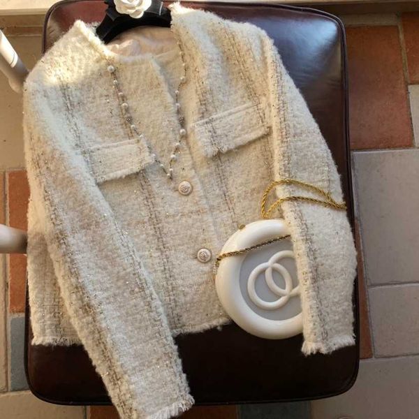 women's jackets circle of gold-plated beige silk wool short woolen jacket can custom size large zjtz, Black;brown
women's jackets circle of gold-plated beige silk wool short woolen jacket can custom size large zjtz, Black;brown