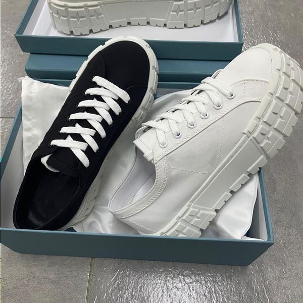with wheel rubber cassetta bottom sneakers thick casual platform women trainer lace-up shoes luxury flat canvas box 261 nrqwc, Black
with wheel rubber cassetta bottom sneakers thick casual platform women trainer lace-up shoes luxury flat canvas box 261 nrqwc, Black